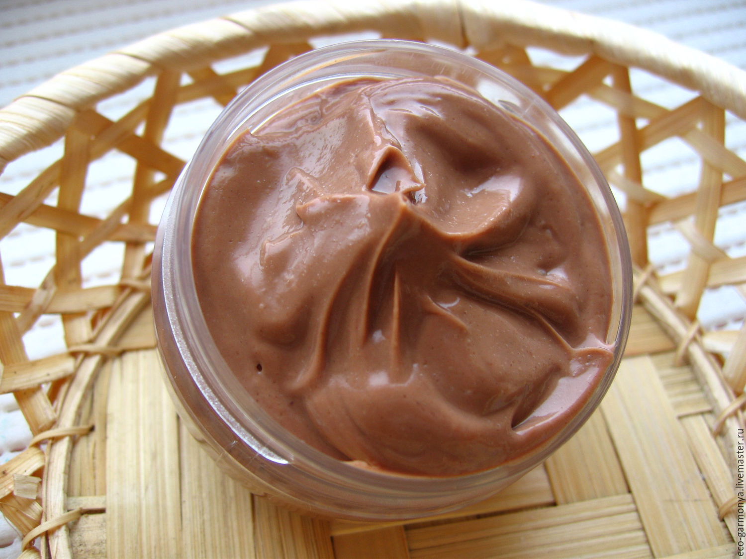 Маска с какао, водорослями и розмарином для лица
