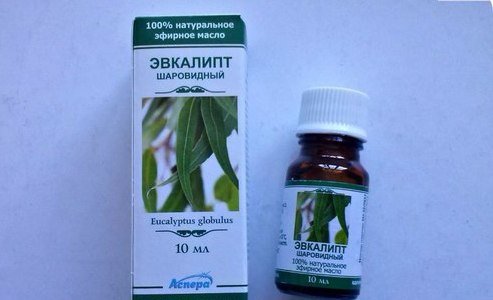 Масло эвкалипта в упаковке