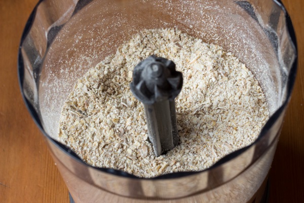 Овсяные хлопья в блендере