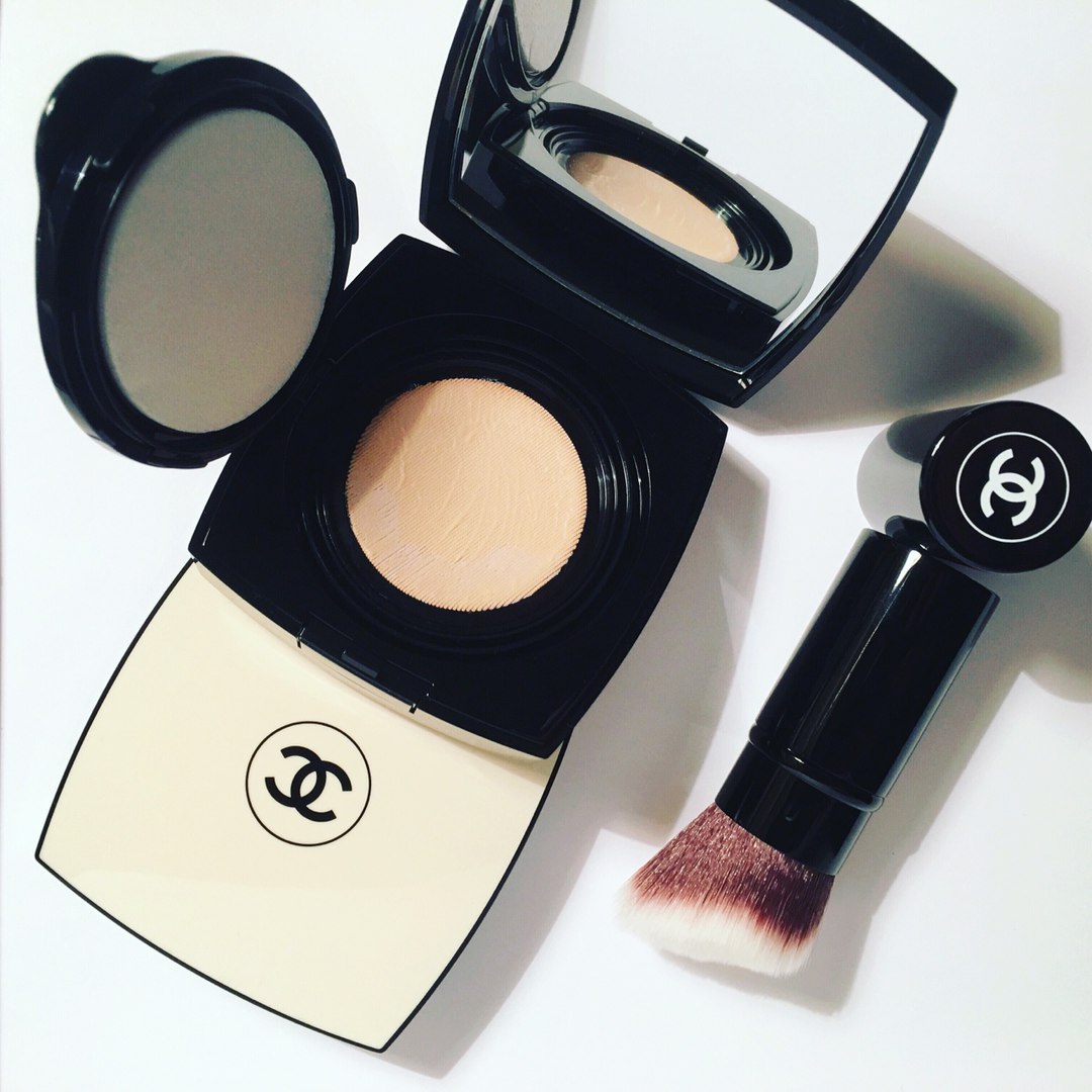 Кушон Les Beiges Healthy Glow Gel Touch Foundation от Chanel