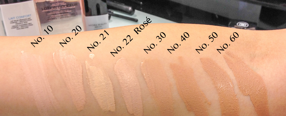 Палитра оттенков кушона Les Beiges Healthy Glow Gel Touch Foundation от Chanel