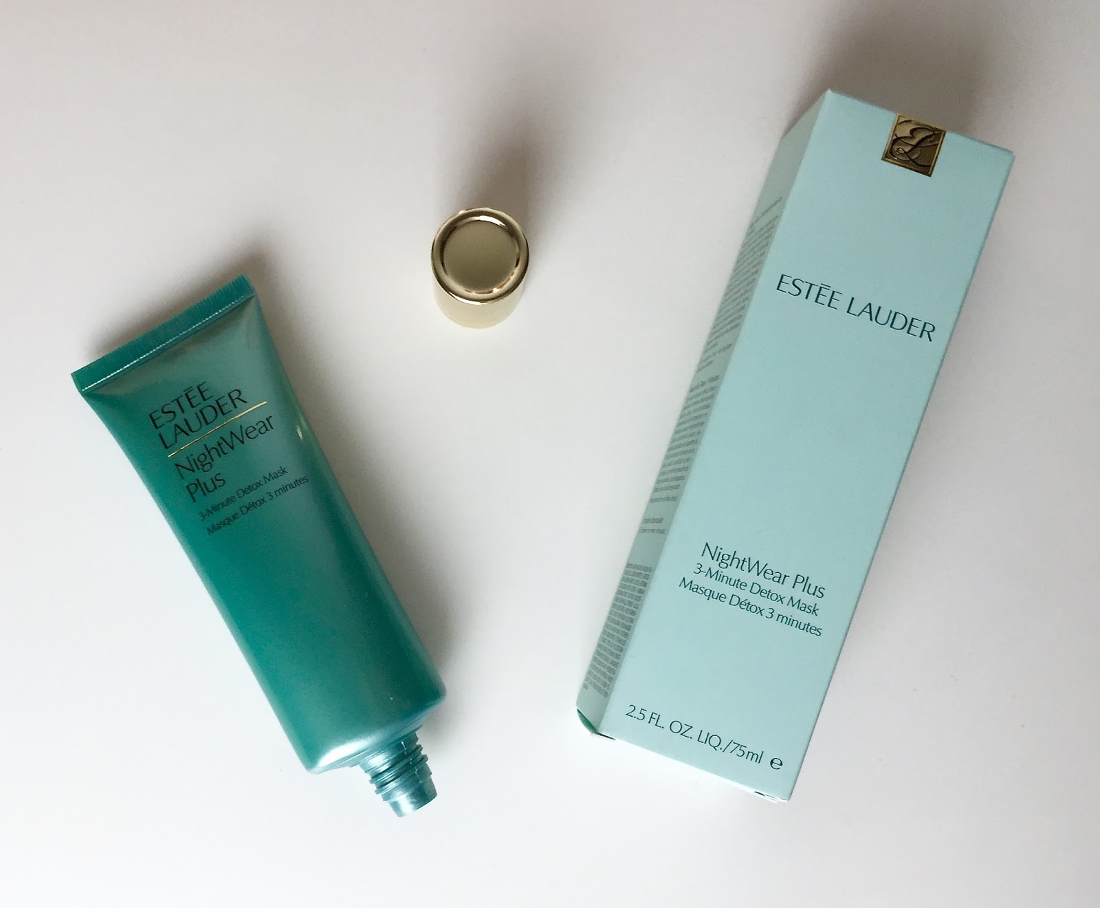 Маска Nightwear plus 3-minute detox mask от Estee Lauder в упаковке