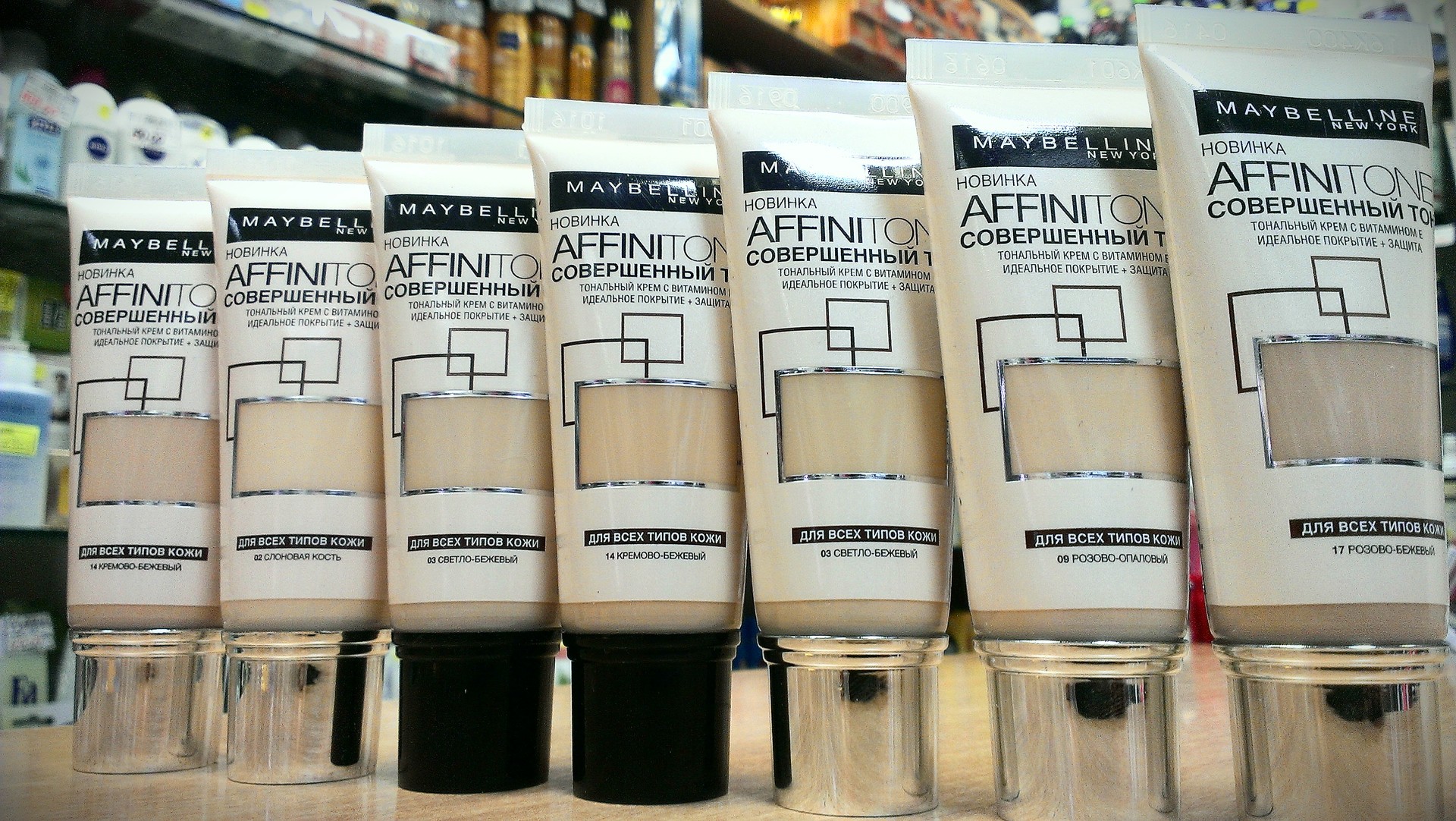 Maybelline Тональный крем AffiniTone