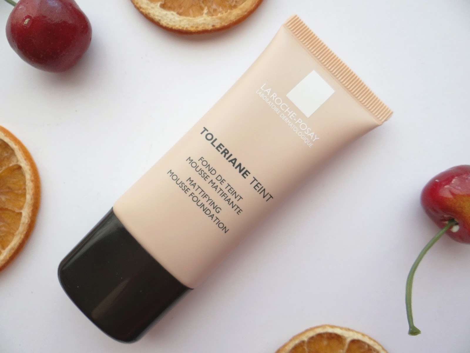 La Roche-Posay Toleriane Teint Mattifying Mousse Foundation SPF 20