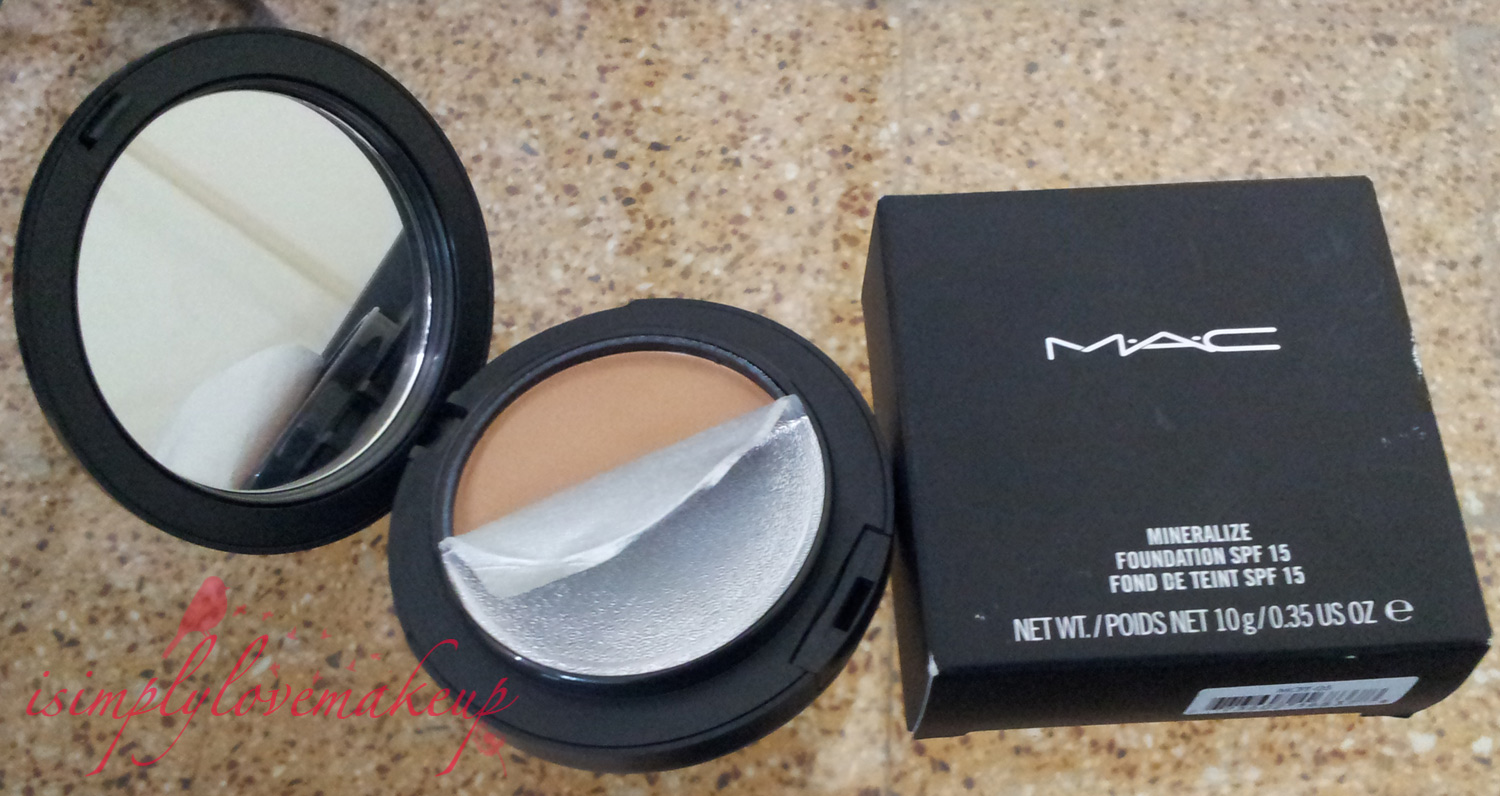 Компактная крем-пудра Mac Mineralize Foundation SPF 15