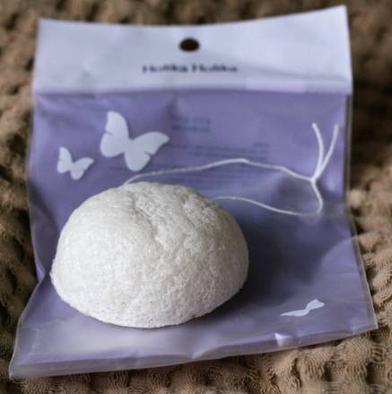 Спонж конняку Gonyak Cleansing Puff от Holika Holika